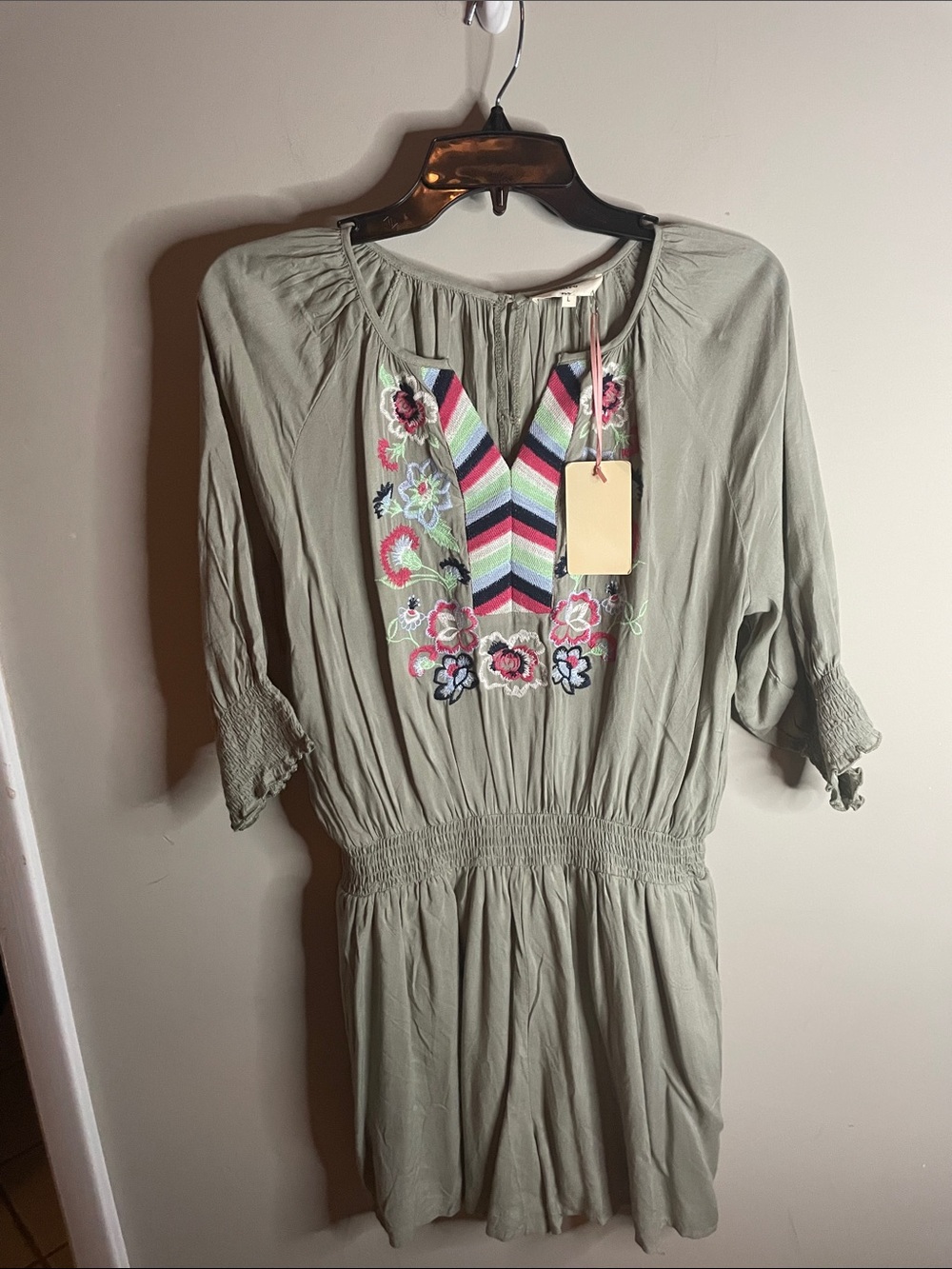 Entro embroidered olive green romper  sz L